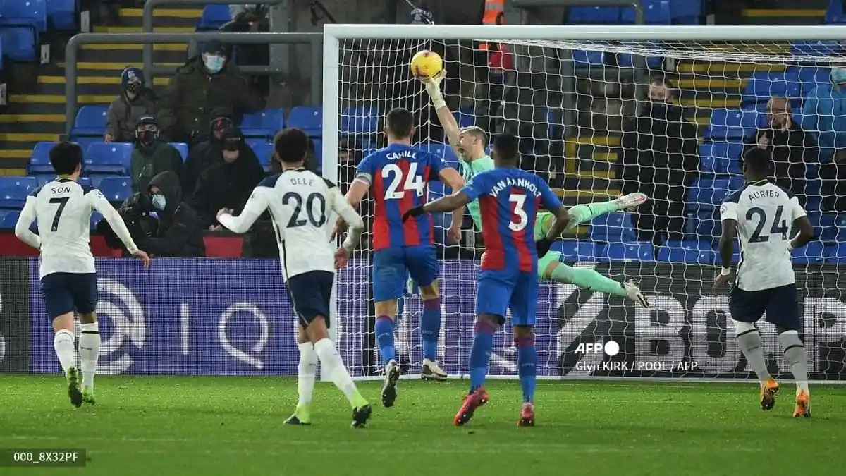 HASIL Liga Inggris Crystal Palace vs Tottenham, Roy Hodgson Puji Penampilan Guaita