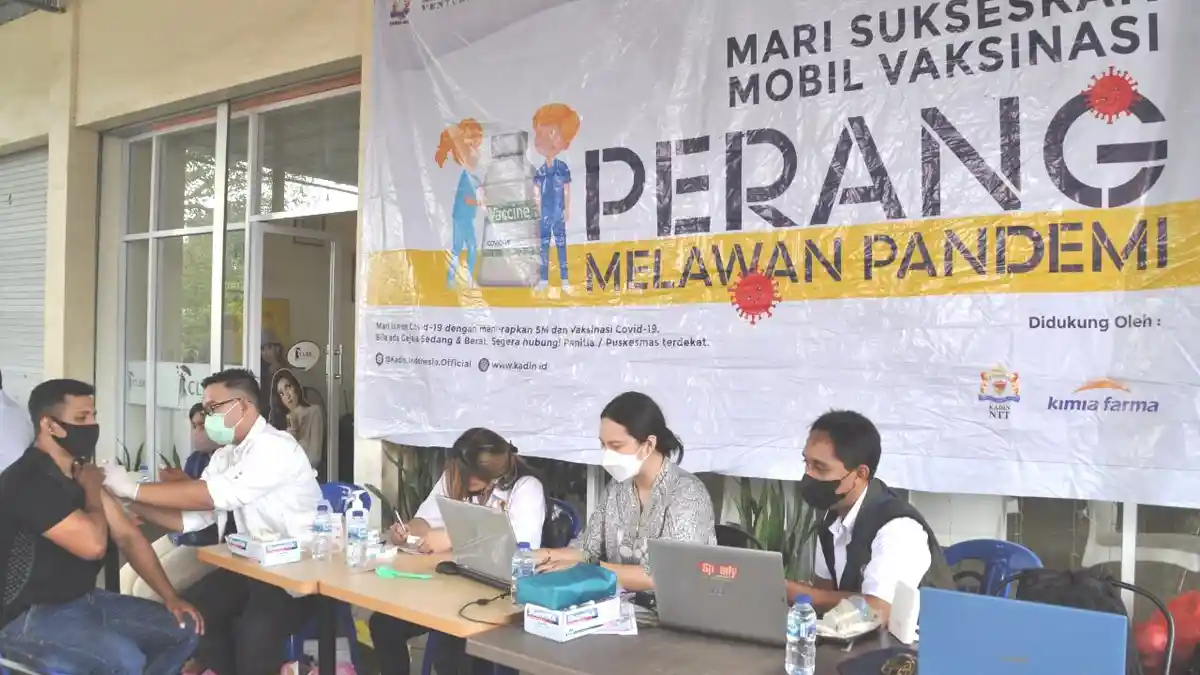 Kadin Provinsi NTT Bantu Percepat Target Vaksinasi