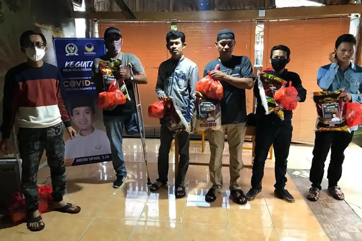 Arum Spink Bantu Penyandang Disabilitas dan Penderita Kusta di Bulukumba