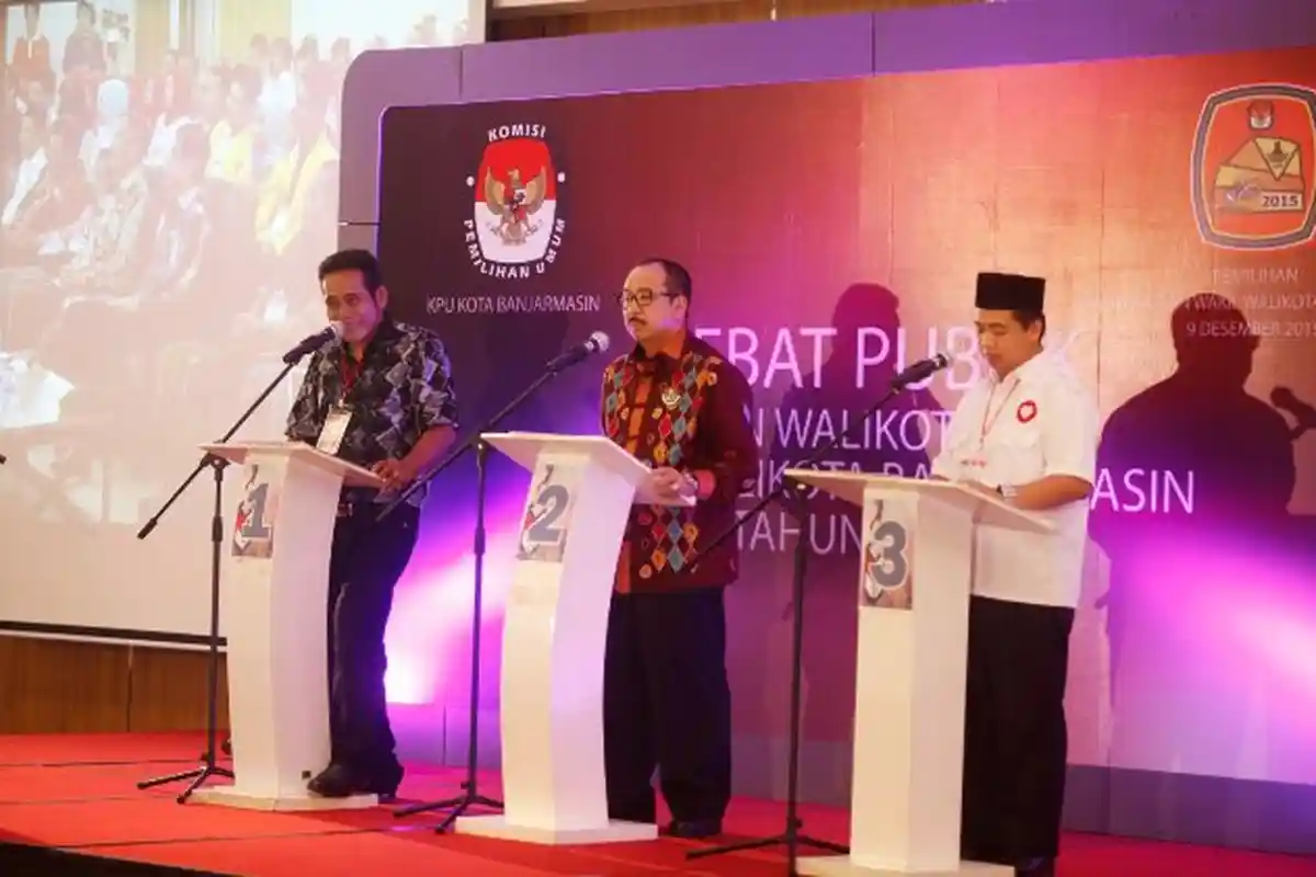 Tiga Paslon Sampaikan Laporan di Injury Time