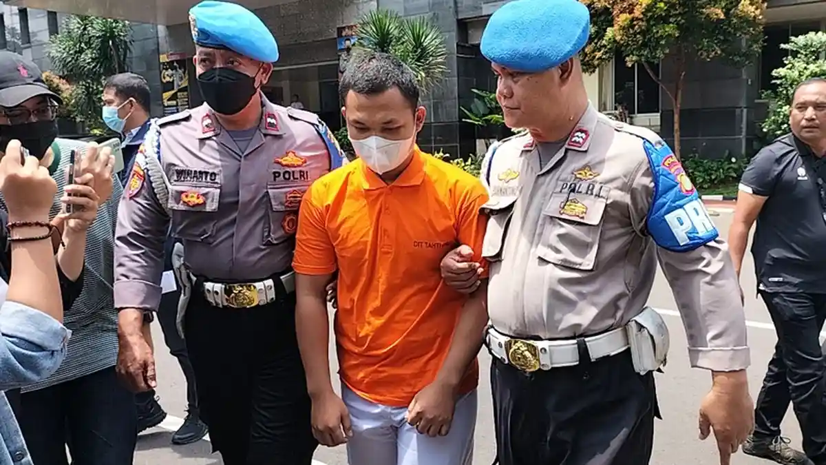 Ini Tampang Anggota Densus 88 Pembunuh Sopir Taksi Online di Depok