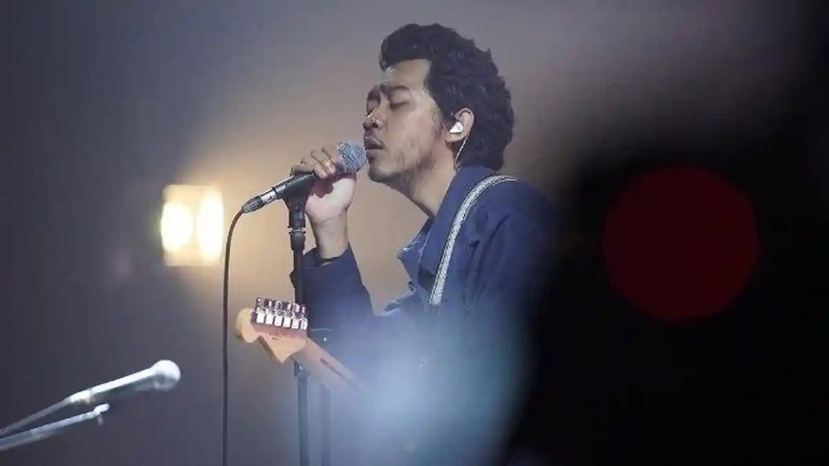 Chord Lagu Monolog - Pamungkas: Bukan karena Terlanjur Lama, tapi Rasanya yang Masih Sama