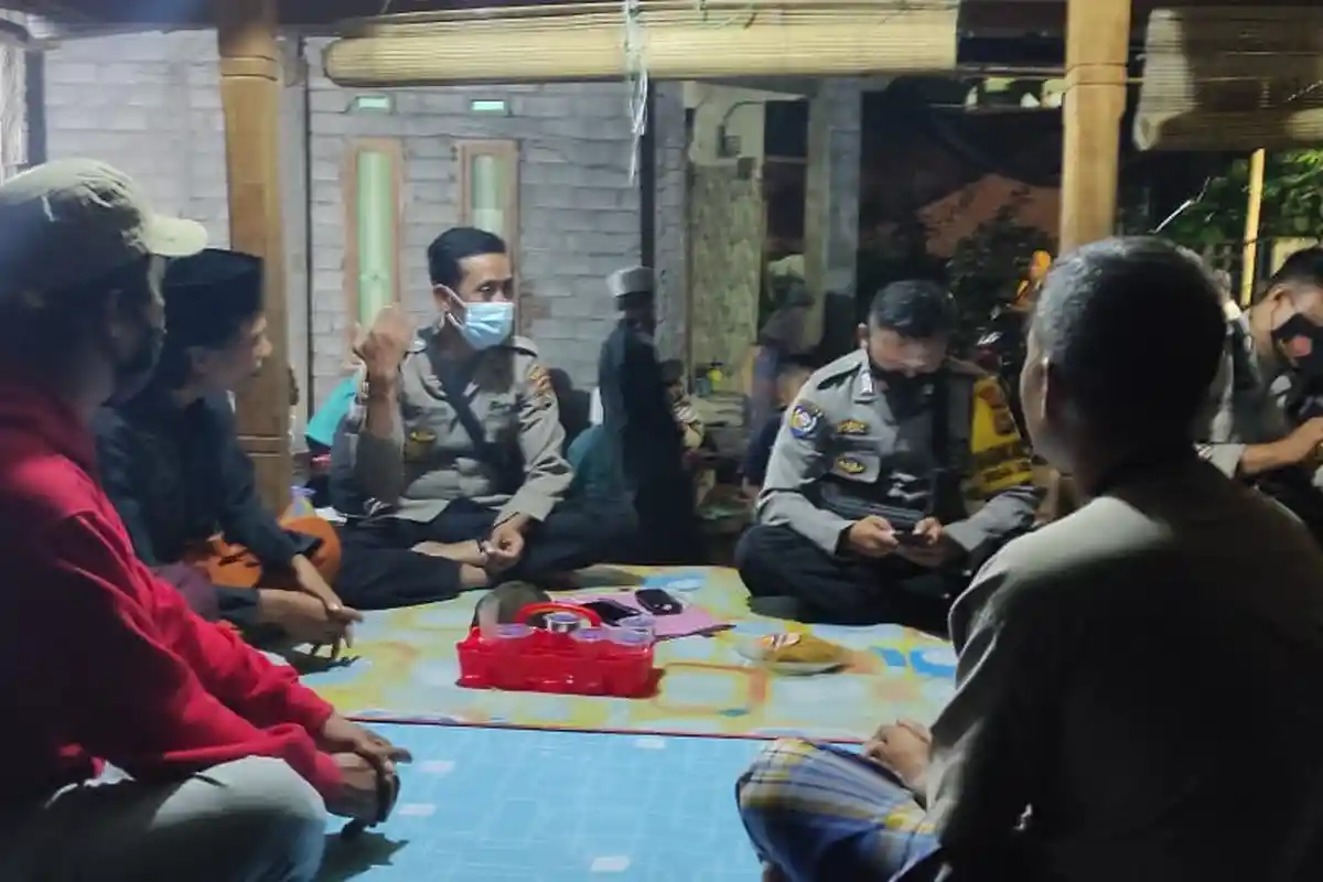 Tukang Tewas Terasengat Listrik saat Pasang Kanal Reng Masjid di Lombok Utara