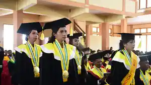 WISUDA-PERDANA-IFTK.jpg
