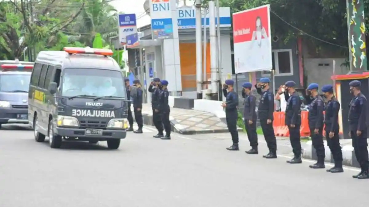 Komandan Brimob Meninggal, Begini Kondisi 20 Anggota Polda Maluku Setelah Divaksin AstraZeneca