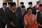 Presiden-Prabowo-Subianto-gandeng-tangan-Presiden-Kelima-Megawati-21.jpg