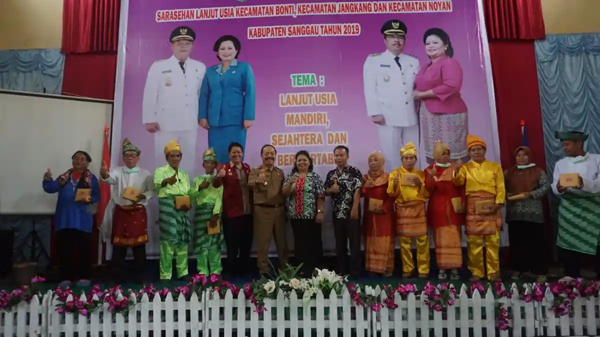 Sarasehan Lanjut Usia, Wabup Sanggau Ingatkan Terus Tetap Jaga Kesehatan 