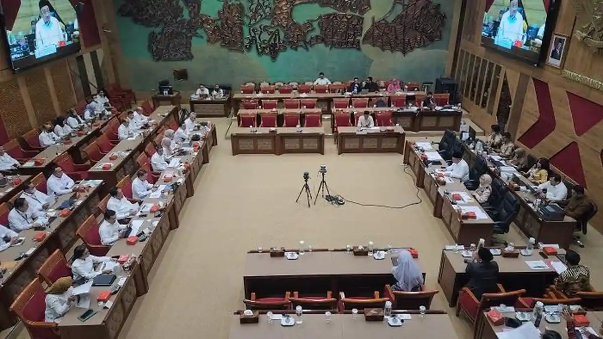 Fraksi PKB Minta Proyek Penulisan Ulang Sejarah RI Ditunda, Ahli yang ...