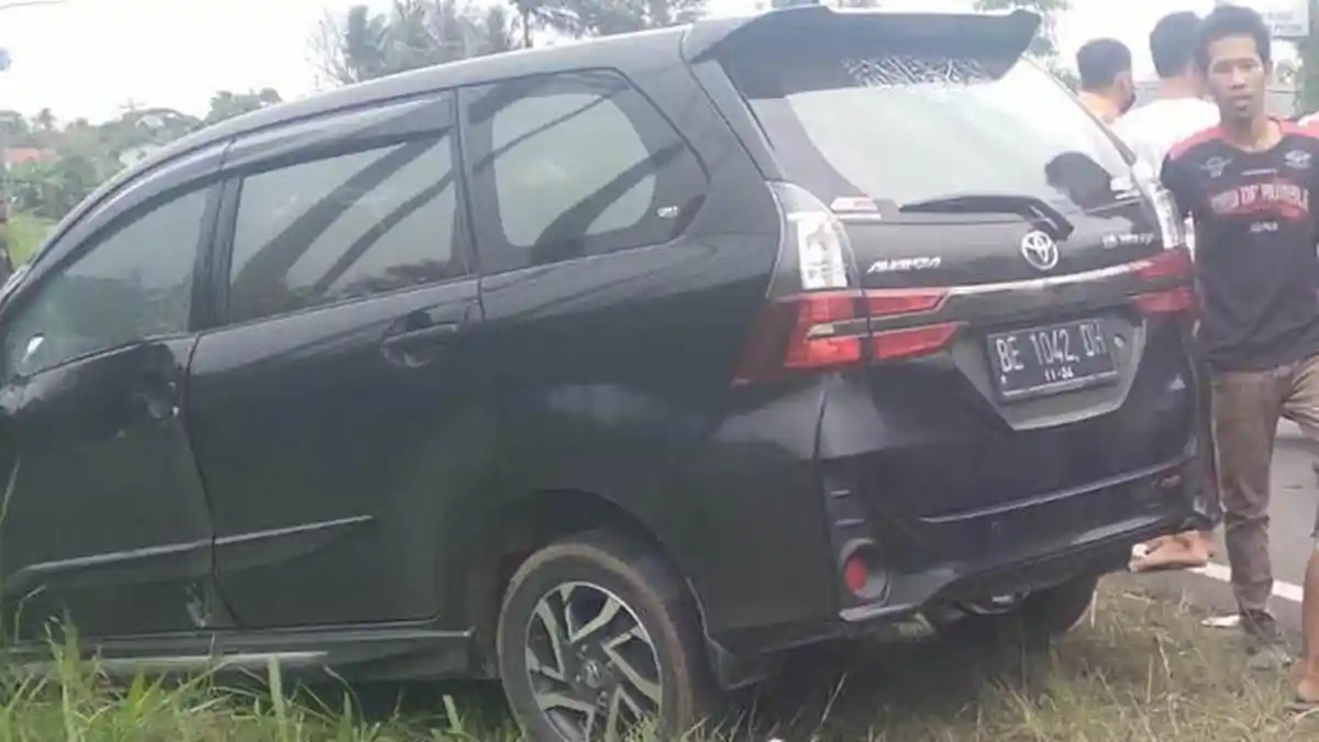 3 Korban Meninggal Kecelakaan Avanza Seruduk 3 Motor di Jalinsum, 2 Masih Kritis