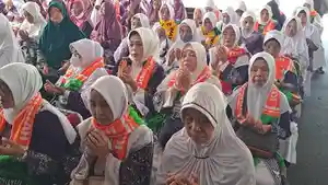 doa-bersama-jemaah-calon-haji-Banyumas-jelang-keberangkatan-jumat-2542025.jpg