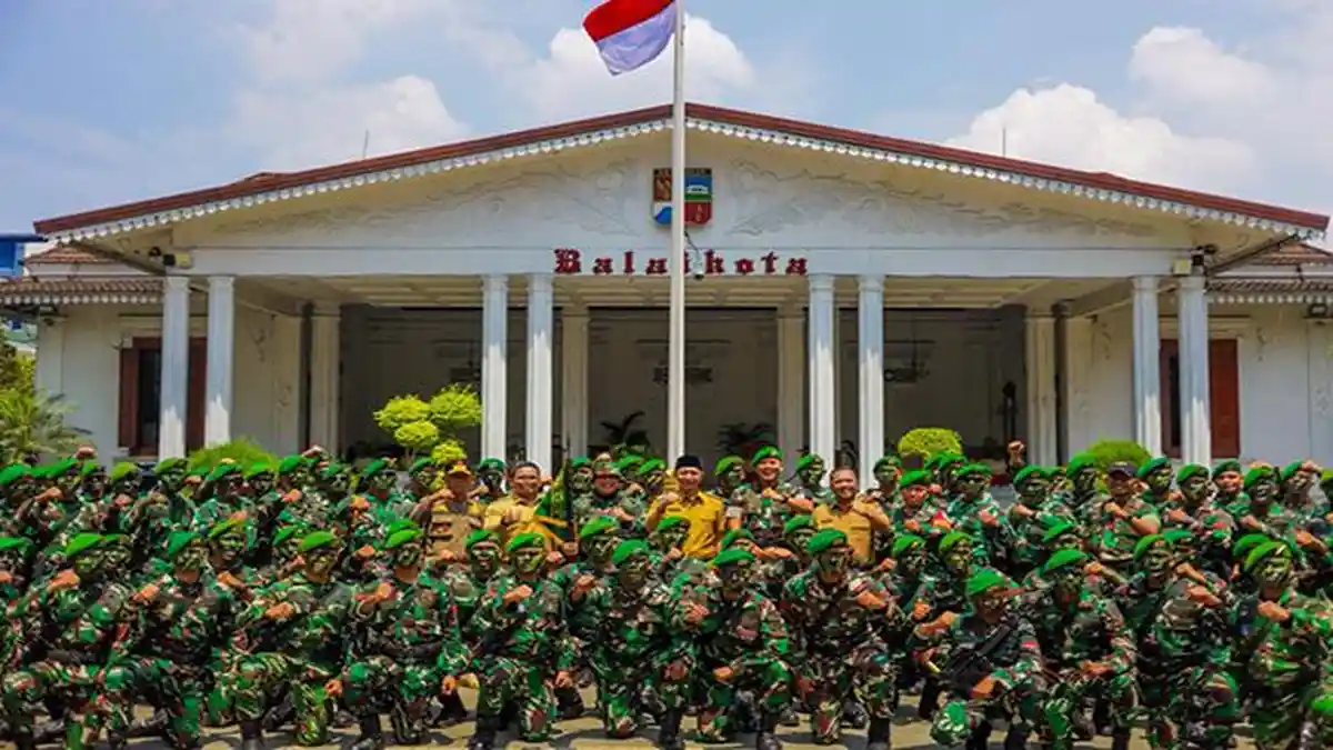 Bak Mau Perang, Seperti Ini Tradisi Penjemputan Komandan Yonif 315/Garuda di Balaikota Bogor