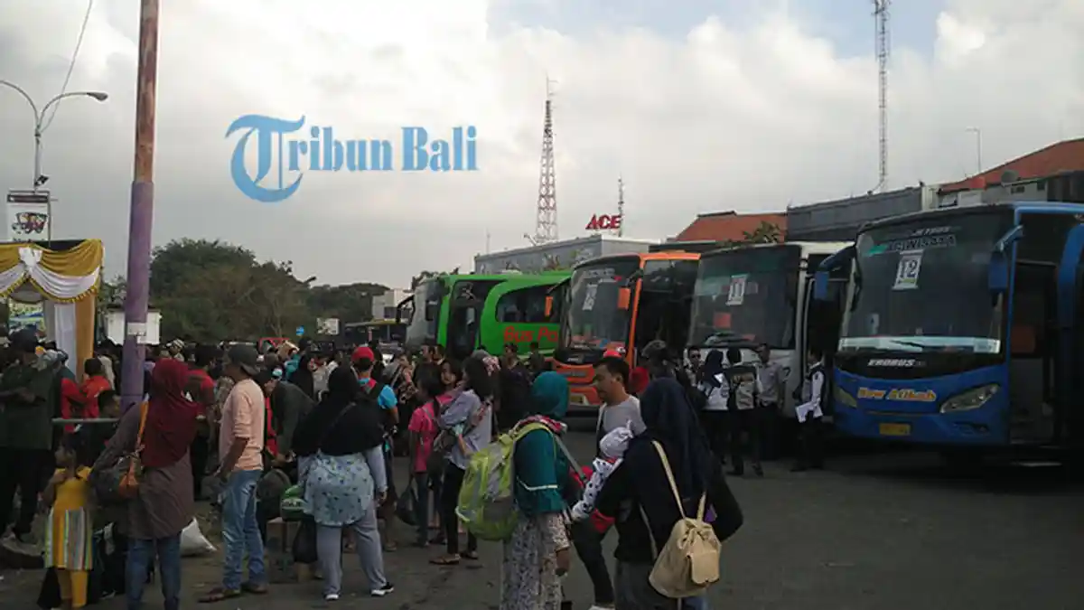 Ratusan Pemudik Padati Central Parkir Kuta, Begini Suasana Mudik Gratis Ikawangi Dewata