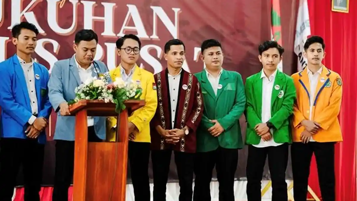 BEM Nusantara Pertanyakan Sikap Eet yang Menolak Pembentukan Pansus di DPRD Riau