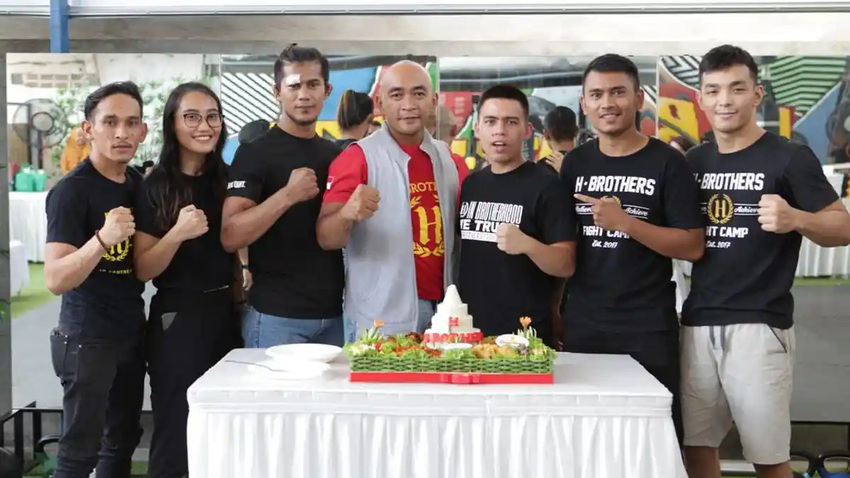 H Brothers Lebarkan Sayap Bantu Mengembangkan dan Bina Olahraga MMA