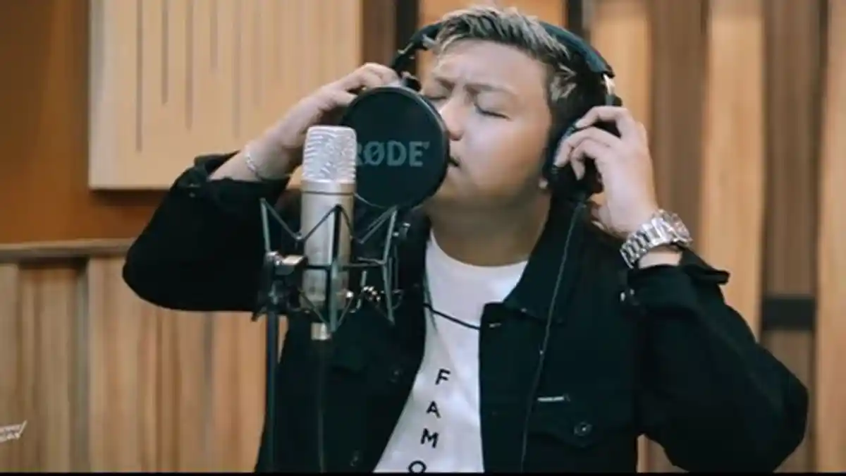 Lirik dan Kunci Gitar Lagu Terbaru Denny Caknan 'Proliman Joyo', Video Klip Trending Youtube