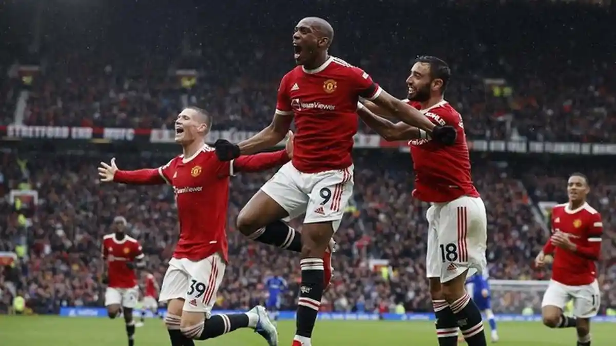 Striker Man United Anthony Martial Kagumi Ronaldo Tapi Sebut Wayne Rooney 'Monster'