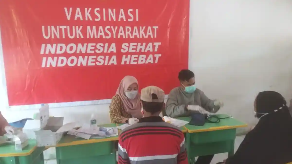 Solusi Sektor Wisata dalam Menghadapi Omicron, Gencar dan Percepat Vaksinasi Covi-19