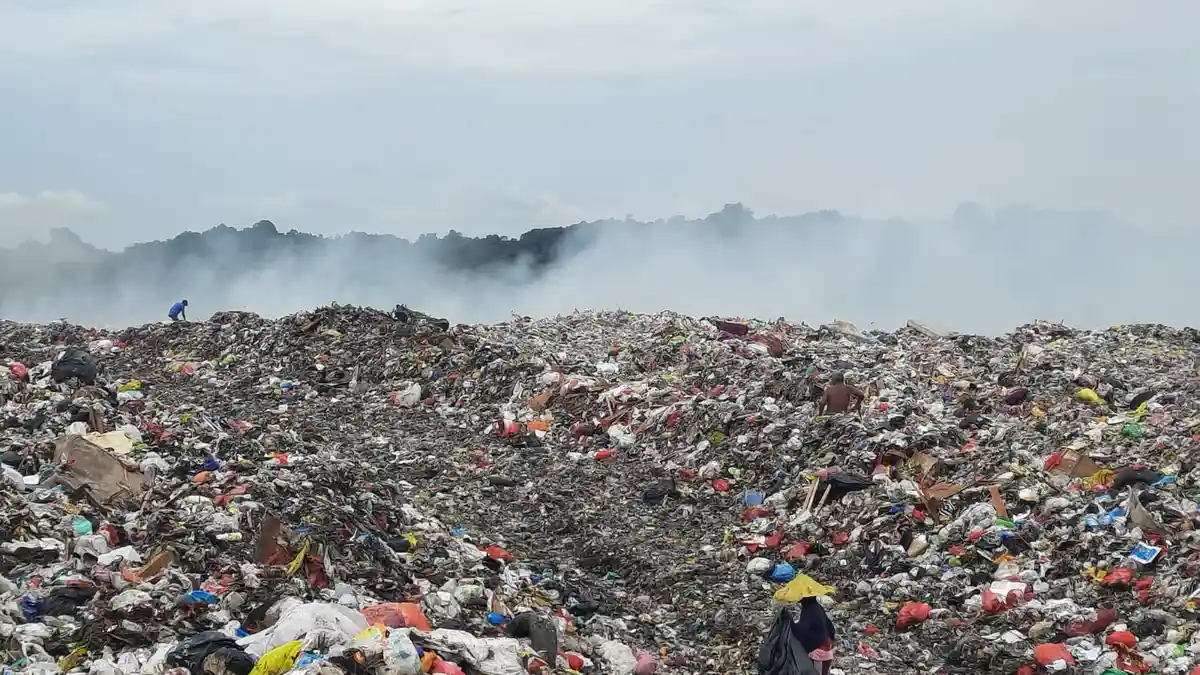 Status Tanggap Darurat Ditetapkan Atas Kebakaran di TPA Bukit Pinang Samarinda, Berlaku 14 Hari