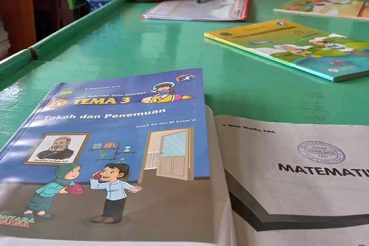 Dituding Bermasalah, Kepala Sekolah di Luwu Timur Nilai Kualitas Buku SD dan SMP Memadai