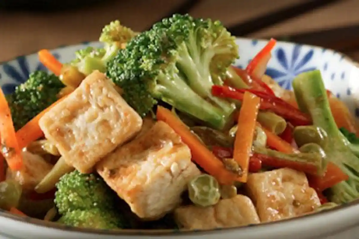 Resep Sweet and Sour Tofu Salad, Menu Diet Lezat untuk Makan Malam, Makan Antara Jam 16.00-21.00