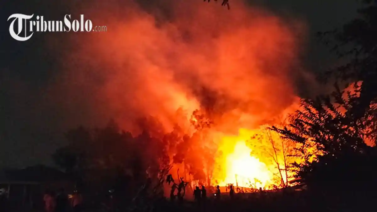 Terpopuler Solo Hari Ini: Kebakaran Hebat di Mojosongo Hingga Bengawan Solo Tercemar Limbah Ciu