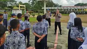 Program-Police-Goes-To-School-kuj.jpg