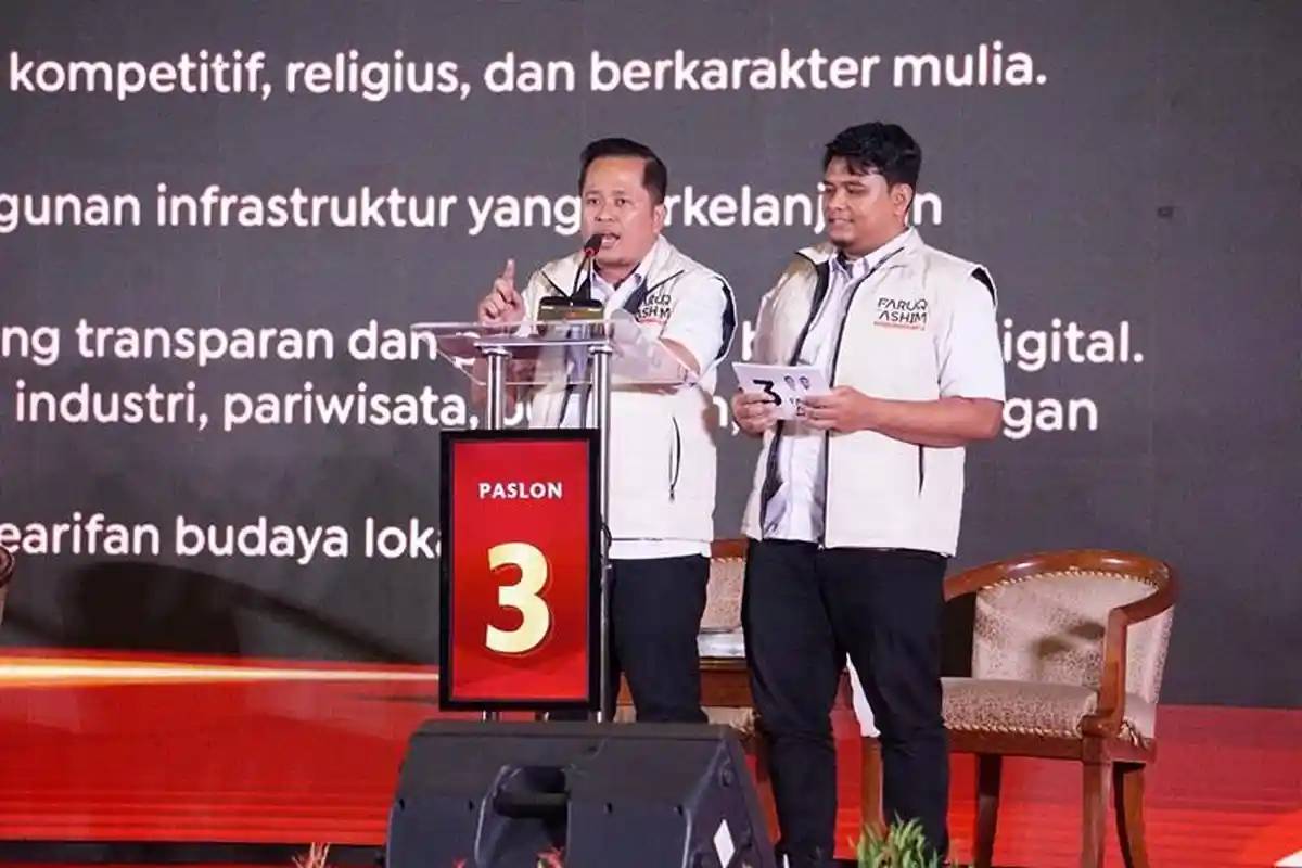 Warga Kota Tegal Nilai Program Seragam Gratis Faruq- Ashim Paling Realistis untuk Diwujudkan 