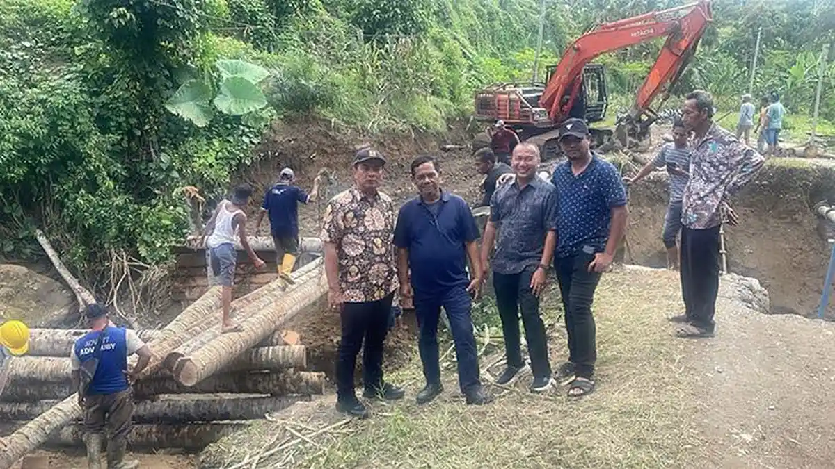 Ekses Jembatan Putus di Desa Lawang, Jembatan Darurat Mulai Dibangun