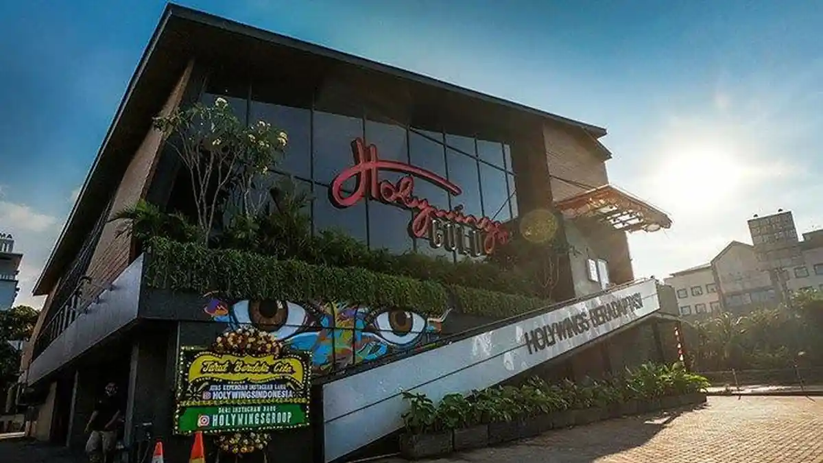 SOSOK Pemilik Holywings, Ada Artis & Pengacara, Heboh Promo Gratis Botol untuk Nama Maria & Muhammad