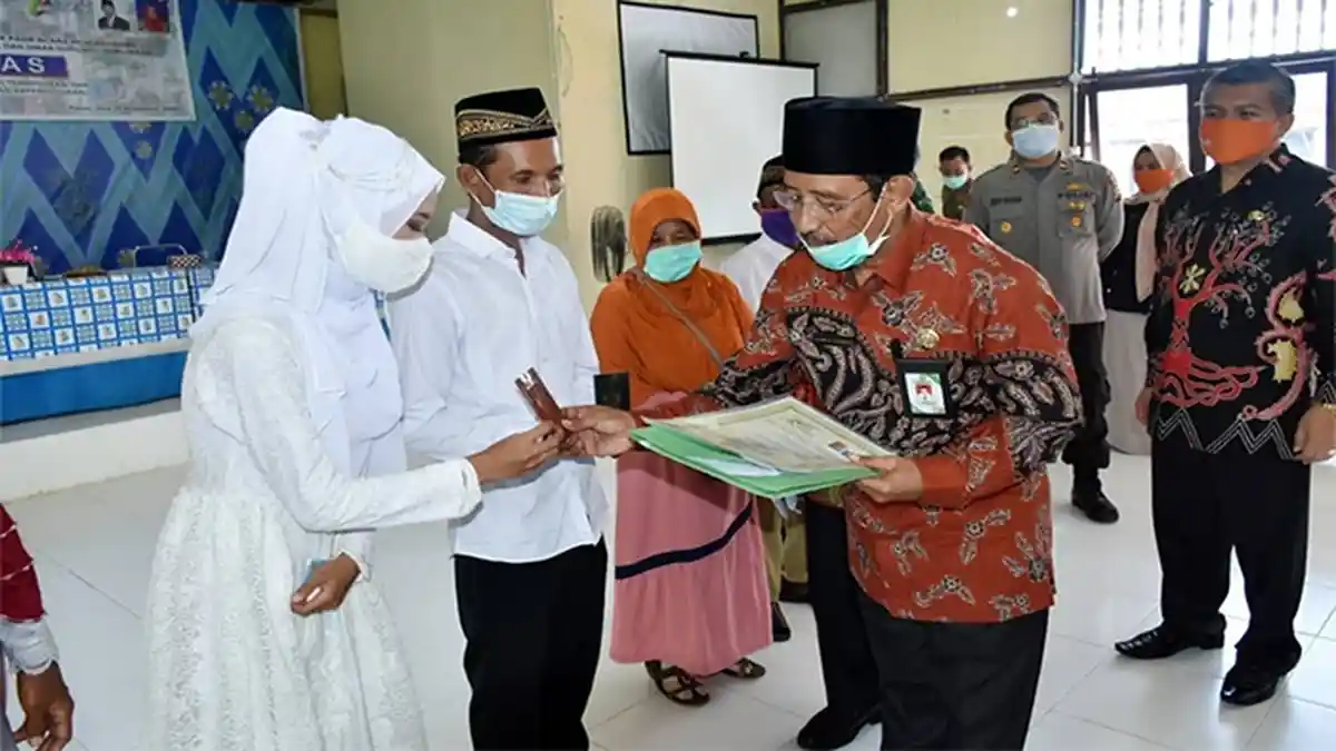 Nahruji Sebut Pasutri Baru Nikah Langsung Dapat KK dan KTP Baru