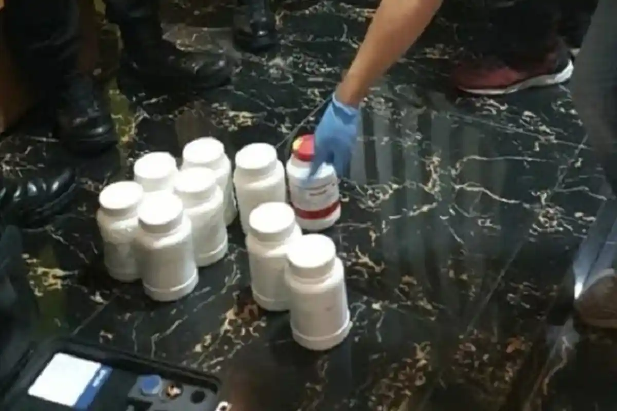 Polisi Pastikan Bubuk Putih di Markas FPI Bahan Peledak, Aziz Yanuar: No Comment