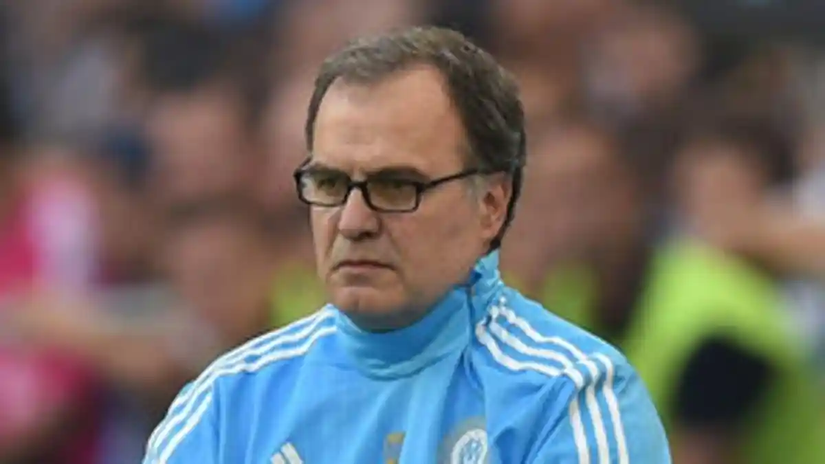 Baru Dua Hari Jadi Pelatih Lazio Marcelo Bielsa Langsung Mengundurkan Diri, Ini Penyebabnya