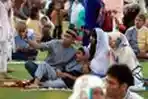 Umas Islam Shalat Ied di Taman Alun-Alun Bandung