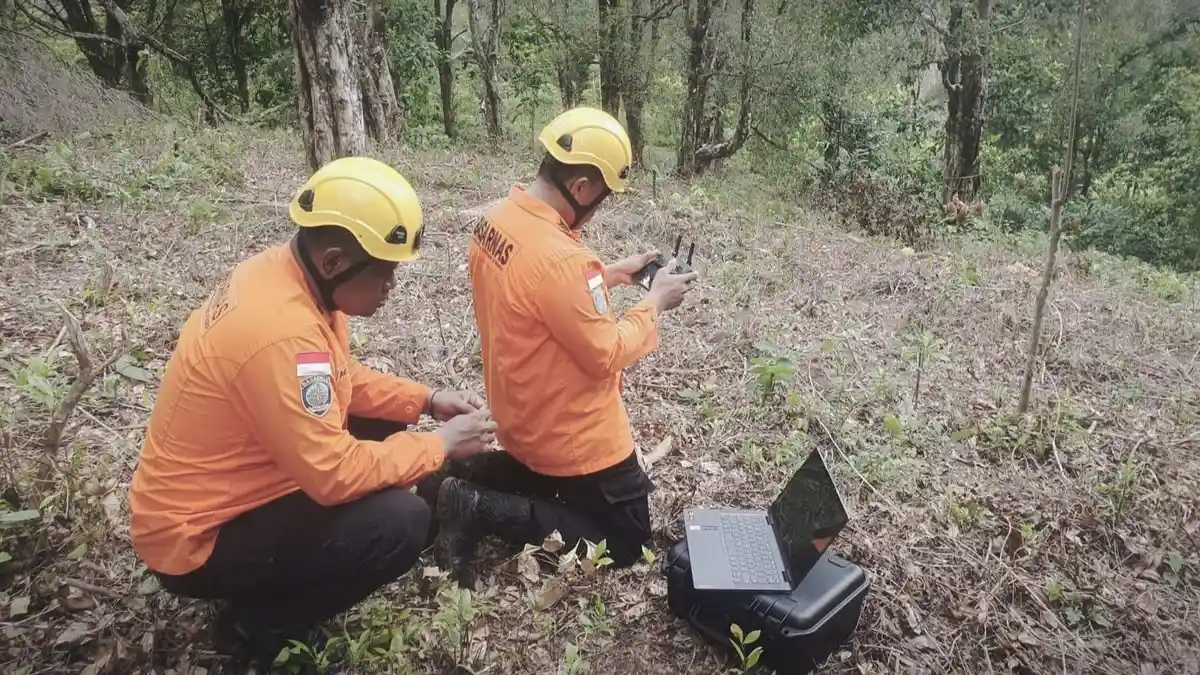 Tim SAR Kerahkan Drone Thermal Cari Nenek 80 Tahun yang Nyasar di Hutan ...