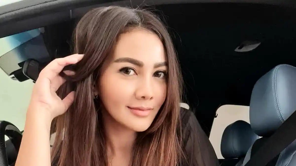 Ajeng Cikita Bersyukur Bisa Satu Project Film Bersama Idolanya, Wulan Guritno
