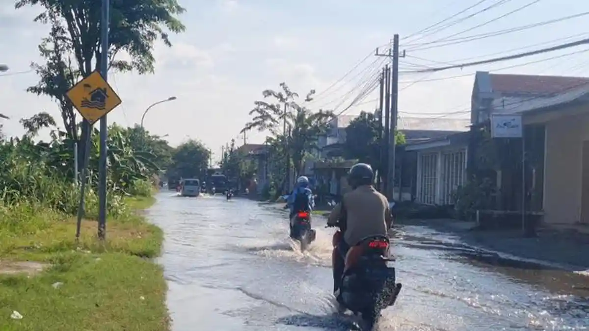 Ketua DPRD Gresik Syahrul Munir Minta Penanganan Banjir Kali Lamong Harus Terpadu