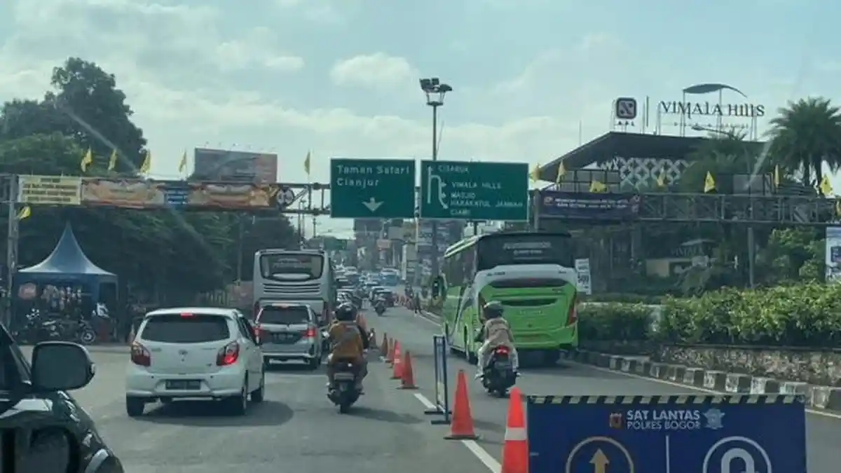 Libur Sekolah, Kawasan Puncak Bogor Diterapkan Ganjil Genap, Arus Lalu Lintas Pagi Ini Ramai