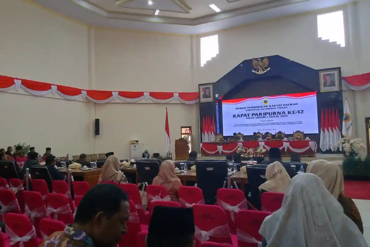 DPRD Halmahera Tengah Gelar Rapat Paripurna Penandatanganan Nota Kesepakatan KUA PPAS APBD 2025