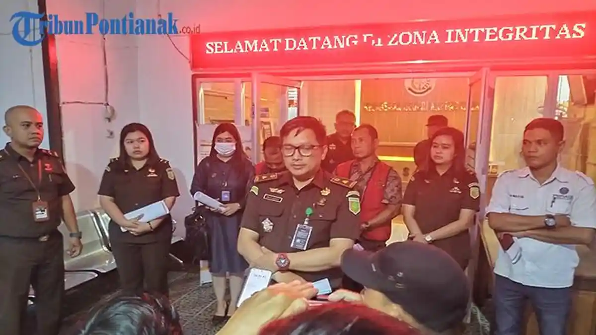 Dua Orang ASN di Kapuas Hulu yang Ditetapkan Tersangka Tipikor Bertugas di Kecamatan Selimbau