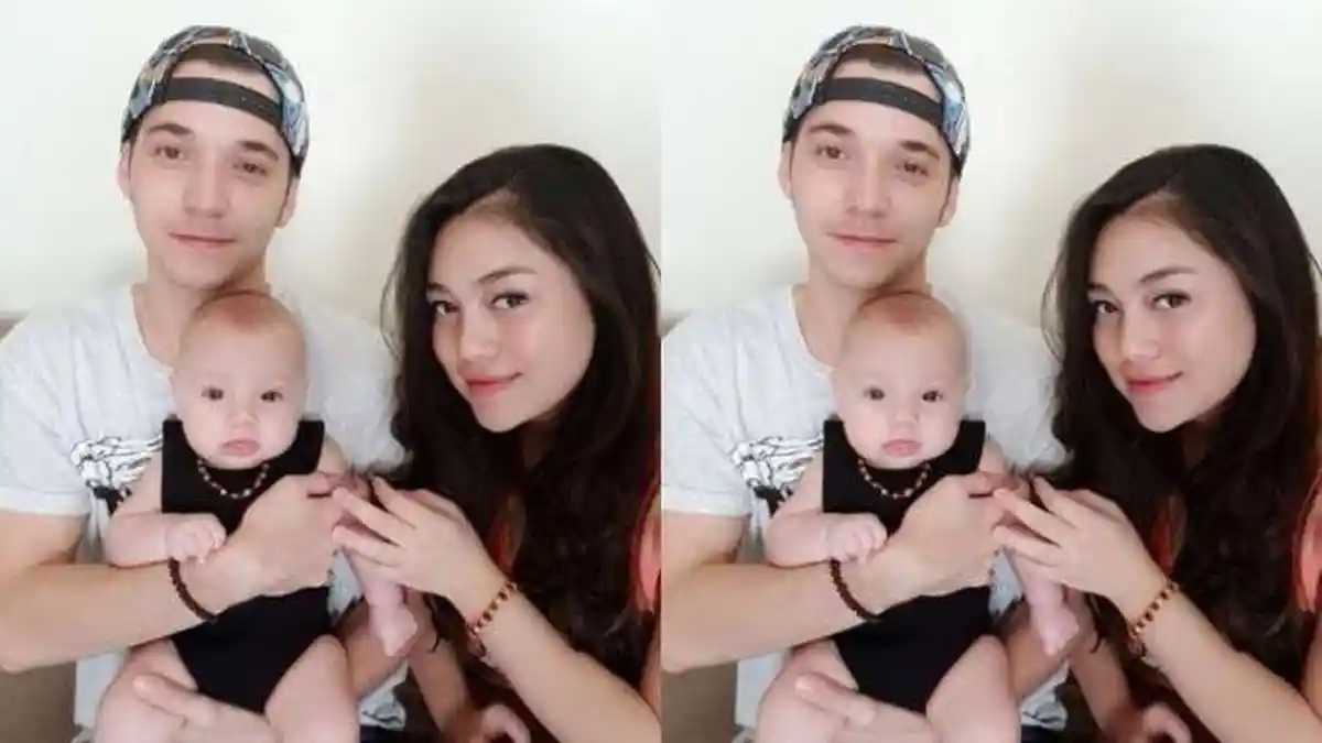 Stefan William Tertidur Pulas Sambil Memangku Sang Anak, Fotonya Jadi Perbincangan