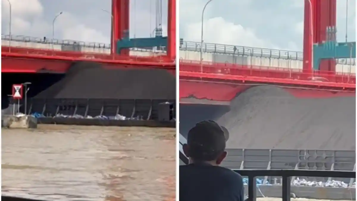 Detik-detik Tongkang Batubara Tersangkut di Bawah Jembatan Ampera Palembang, Diduga Over Muatan