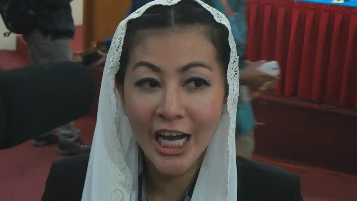 Hasnaeni Wanita Emas Siap Back Up Warga Pasar Ikan Dengan 700 Pengacara