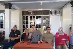 Tim-Trisal-Akhmad-nyatakan-sikap-tetap-berupaya-agar-dapat-menjadi-peserta-Pilwali-Palopo.jpg