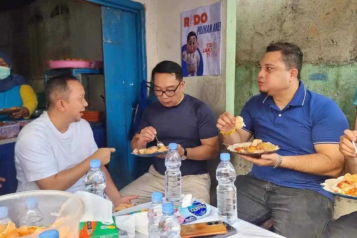 Ridwan Kamil Puji Enaknya Nasi Uduk Duren Sawit Jaktim, Rasa Bintang Lima