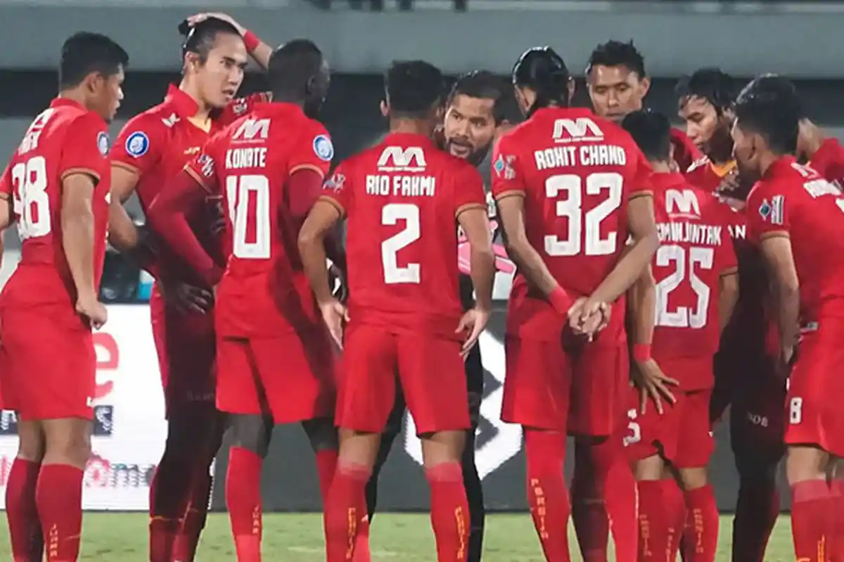 Bursa Transfer Persija Jakarta: Bidik Gelandang Arema, namun Potensi Lepas 2 Pilar, Termasuk Motta?