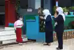 Pembelajaran Tatap Muka Terbatas di SDN Malaka Jaya 07