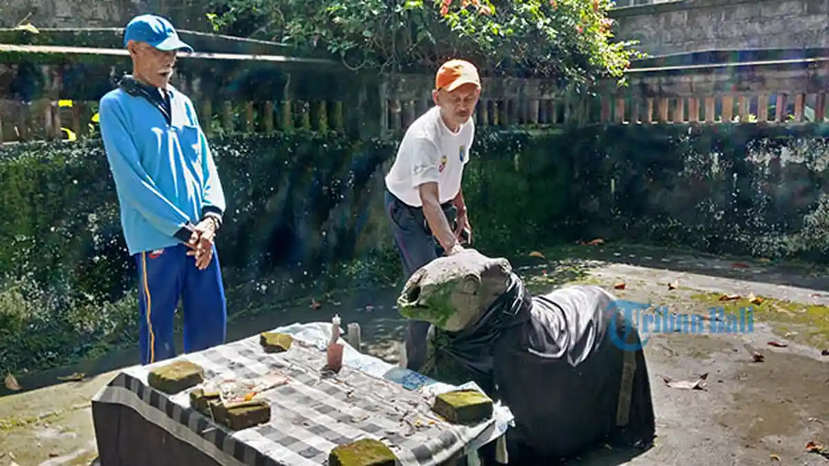 Kisah Keramatnya Arca Lembu di Taman Bali, Tak Bergeser Meski Diangkat ...