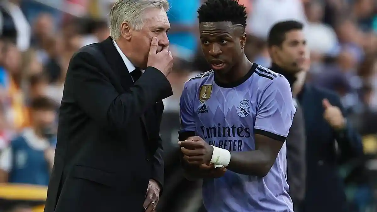 Real Madrid Kalah vs Valencia, Ancelotti Sedih Vinicius Jr Korban Rasis: Satu Stadion Teriak Monyet
