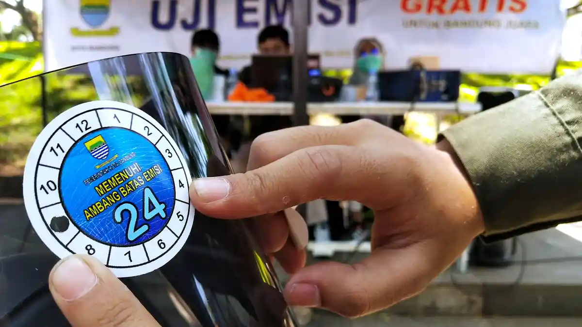 Hari Ini Tilang Uji Emisi Kembali Diberlakukan di Jakarta, Catat Lokasi Razianya