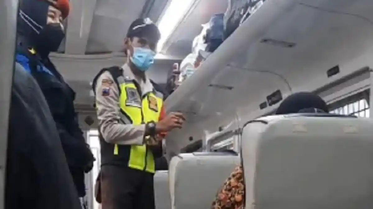 Gara-gara Wanita Belum Booster Terobos Masuk, Kereta Api Terlambat 17 Menit